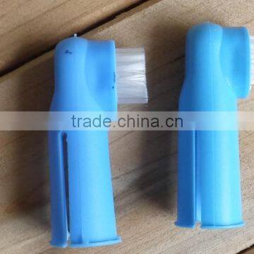Factory Colorful Useful Eco Friendly Plastic Pet Dog Toothbrush Set photo-3