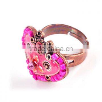 Heart-shaped finger ring fashion jewelry