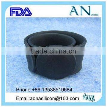 Dongguan Factory Multifunctional slap RFID silicon band