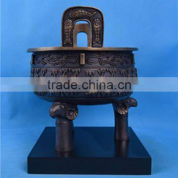 Chinese Classical Bronze Tripod Artwork/China Style Bronze Artwork Tripod/Bronze Decoration photo-4