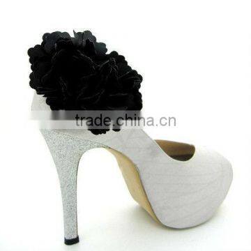 SC023 China factory Wholesale beautiful lovely black fabric flower heel condoms