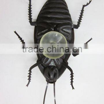 Kid Jumbo Plastic Cockroach Trick Toy photo-5