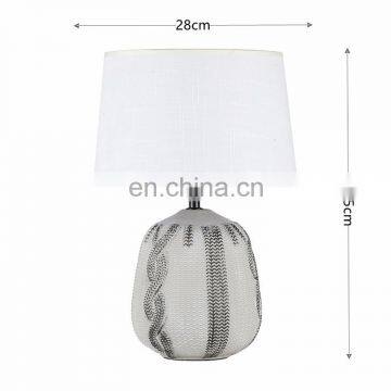 Factory Manufacture Living Room Ceramic Table Lamp Embossed Design White Desk Lamp for Bedside Decor photo-6