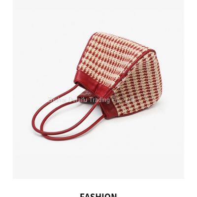 2023 Amazon New Style Bride Package High-end Niche Design Handbag for Women photo-4