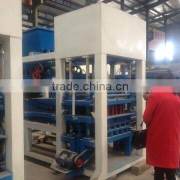 Small and low price concrete brick making machine with best price and quality