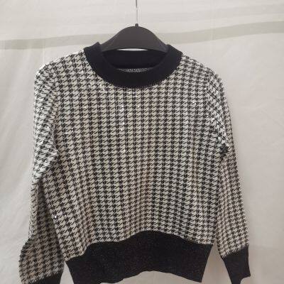 women's beading round neck long sleeve pullover with pattern