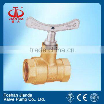 Threaded end copper ball valve with handle lock