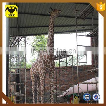 HLT Life Size Simulation Animal Moving Models