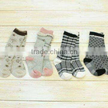 [Japanese design] Socks for Babies, Kids and Toddlers (hosiery)