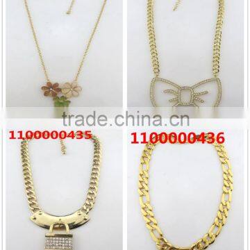 Winter Style Gold Triangle Necklace photo-3