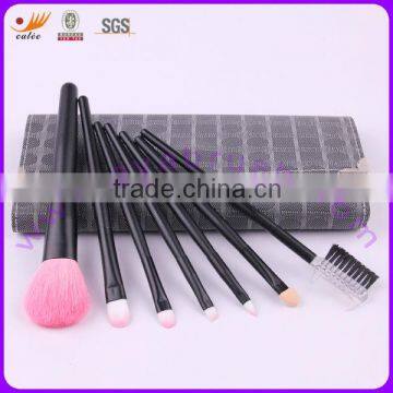 Professional 7-piece Makeup Brush Set with Black Wooden Handle and Ferrule Handle