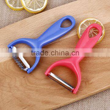 Factory Wholesale Colorful PP Handle Stainless Steel Wave Blade Multifunctional Peeler