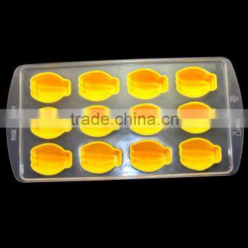 2013 zibo nicole new BC0012 novelty tpr silicone and plastic duck ice tray mold ice cube molds