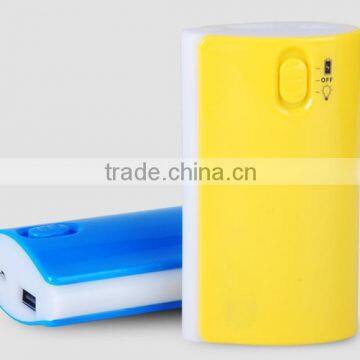 4400 mAh money detector Power Bank multifunctional power bank