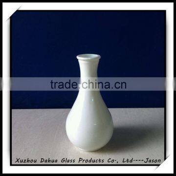 White paint glass flower vases