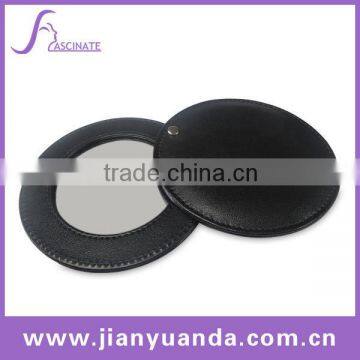 Round sliding pocket mirror with leather case