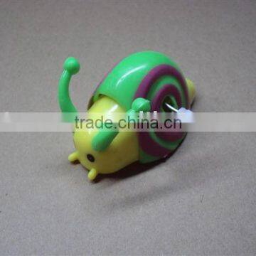 Wind up snail
