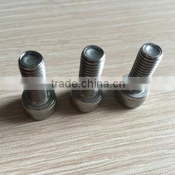 Высококачественная шпилька на шестигранный ключ из нержавеющей стали DIN912 photo-4