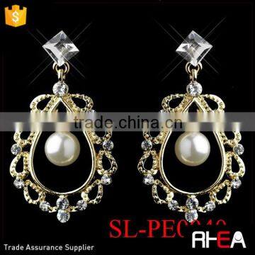 Factory Directly Wedding Pearls Earring Elegant Rhodium Gold Cream Pearl Chandelier Earring Set