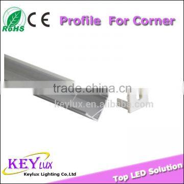 Corner Triangle Shape Polycarbonate Cover Aluminum Profile For Led Display