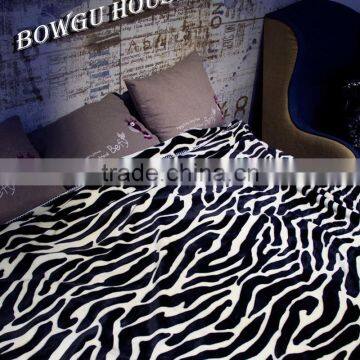 Stripes Design Warm Bed Flannel Blanket China Factory