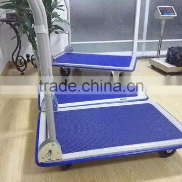 Platform hand truck with noiseless wheel