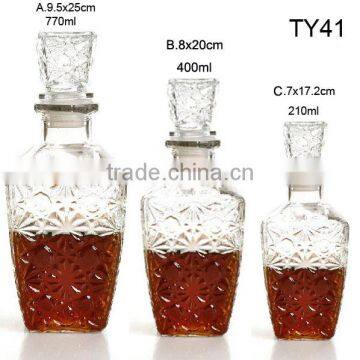 square glass rum wine decanter with glass cork lid