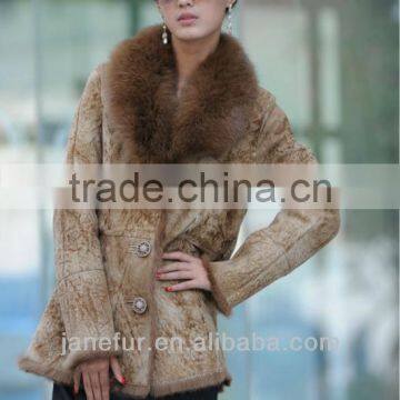 2017 new collection of grass rabbit fur coat with fox fur collar,button