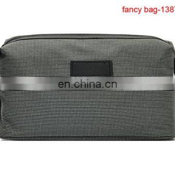 Luxurious grey waterproof mens nylon wash bag toiletry bag custom