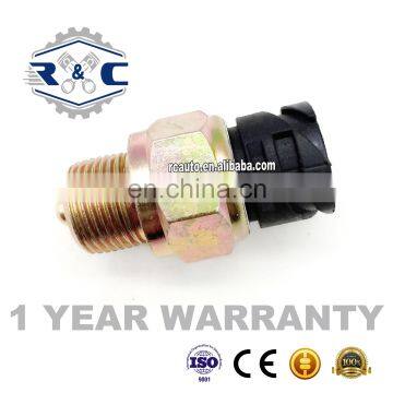 R&C High Quality Auto Brake Lighting Switches 0015457409 0015451709 81255050930 For BENZ TRUCK Braking Light Switch