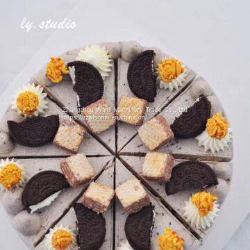 High-precise Fully Automatic Ultrasonic Praline Cake Cutter Machine photo-4