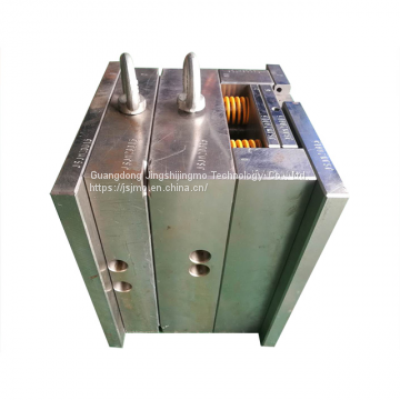 China Plastic Injection Moulds Die Maker mould machine injection