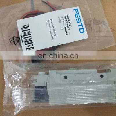 Brand New Festo Solenoid Valve Selenoid Valve Cpe18-m1h-5/3g-1/4 - Festo 573476 VUVG-B14-T32C-AZT-F-1T1L in Stock photo-3