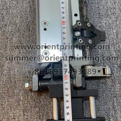 China Made NOVACUT 106 E Gripper Bar For Bobst Printing Spare Parts