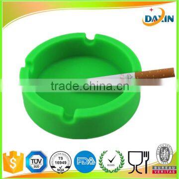 Hot selling cheap round silicone ashtray