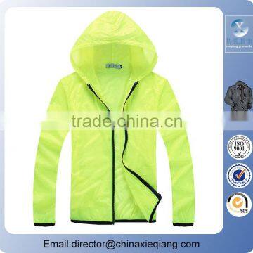 2016 Cheap 100% Polyester Lightweight Waterproof Jacket