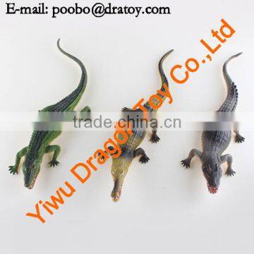 supply different crocodile animals figurine