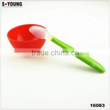 16083 baby silicone feeding spoon
