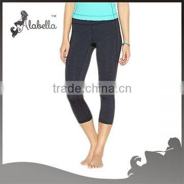 hot sale low MOQ sexy women capri jeans