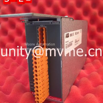 SCHINEIDER XBTF034510