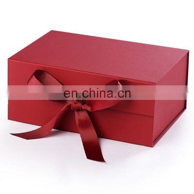 Collapsible Luxury Shredded Paper Filler Gift Boxes Flip Top Groomsmen Boxes With Magnetic Catch photo-2
