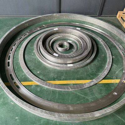 Edelstahl-Graphit-Verbunddichtung und PTFE-Hülse mit Patent