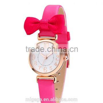 China Fashionable Simple Design Bowknot Child Watch Red Genuine Leather Strap