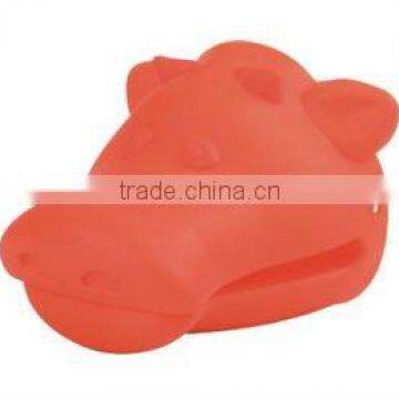 Cow Shape Silicone Grabber