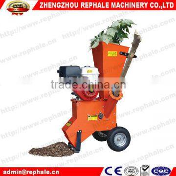 Tree leaves crusher and cutter machine