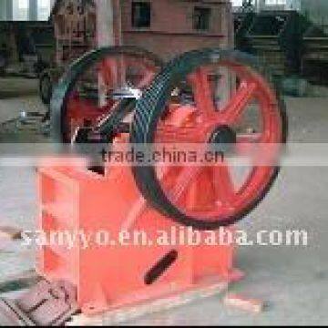 Sale of Mini Crusher Machine/Jaw Crusher/Impact Crusher/Cone Crusher from Shanghai.