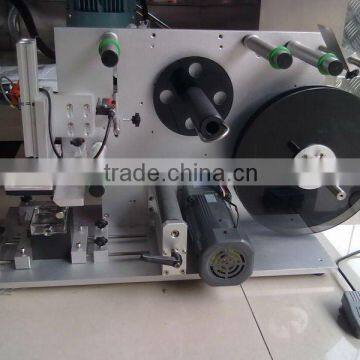 Semi-automatic double side labeling machine