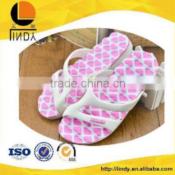 Wholesale beach slippers women cool slippers couples slippers