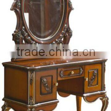 Latest Design for European Style King Size Solid Wood Bedroom Furniture Set photo-5