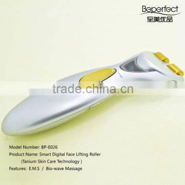 Home use EMS microcurrent beauty product